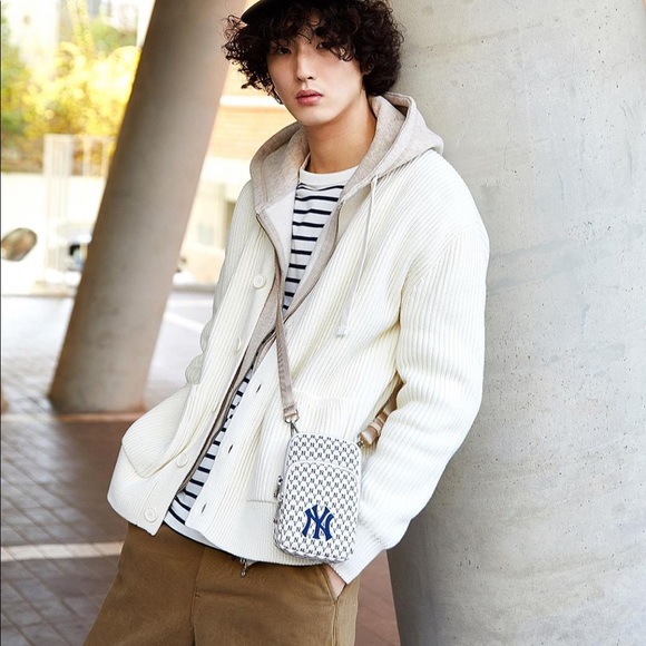 MLB Yankee Korea hoddie for kids - Picture 3 of 9